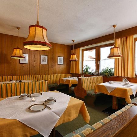 Appartement Gaestehaus Bergkristall ゼルデン エクステリア 写真