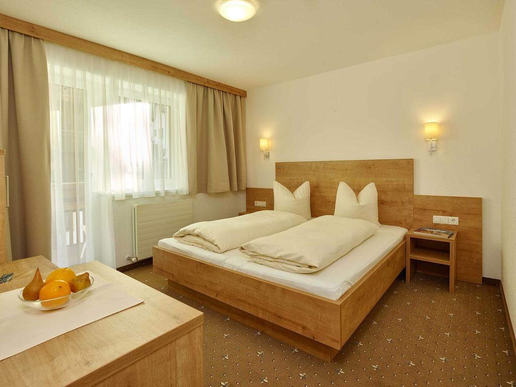Appartement Gaestehaus Bergkristall ゼルデン 部屋 写真