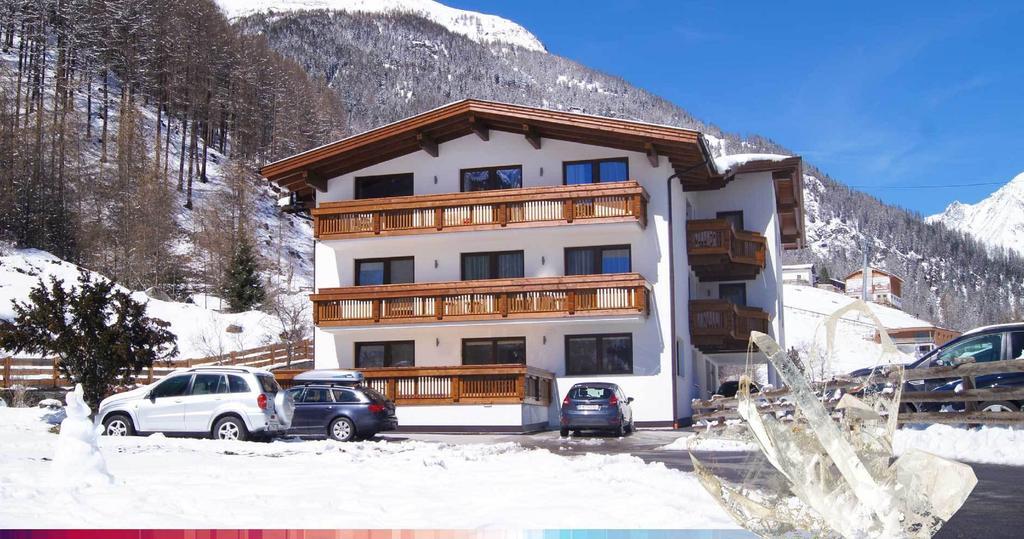 Appartement Gaestehaus Bergkristall ゼルデン エクステリア 写真