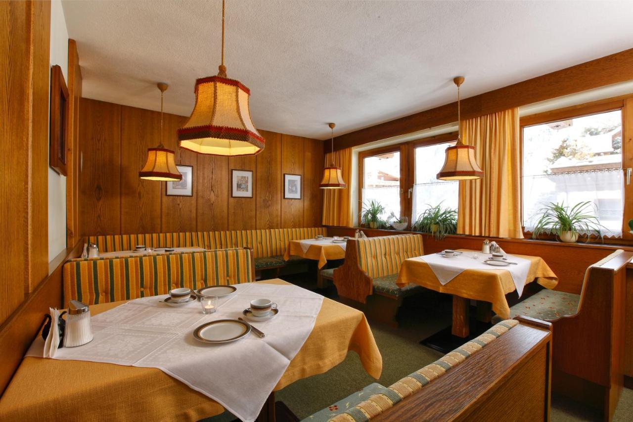 Appartement Gaestehaus Bergkristall ゼルデン エクステリア 写真